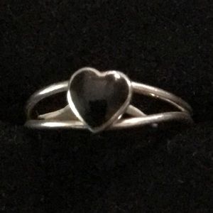 Vintage Heart 925 Sterling Silver onyx Ring SZ 5.5